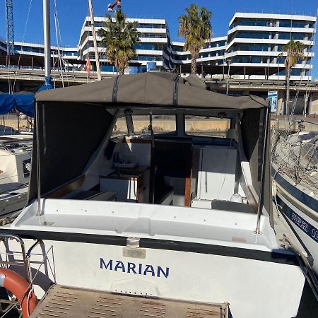 Nice Boat To Sleep In Barcelona Sant Adrià de Besòs Eksteriør billede