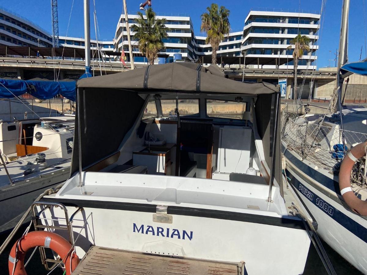 Nice Boat To Sleep In Barcelona Sant Adrià de Besòs Eksteriør billede